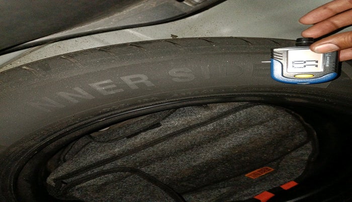 2024 Hyundai VENUE S 1.2, Petrol, Manual, 20,095 km, tyre