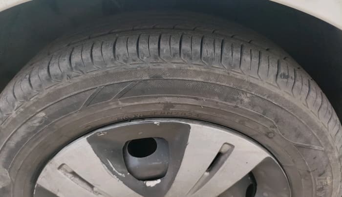 2021 Tata Tiago XT PETROL, Petrol, Manual, 57,546 km, tyre