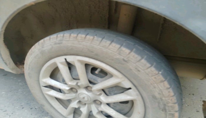 2019 Renault TRIBER RXL MT, CNG, Manual, 66,584 km, tyre