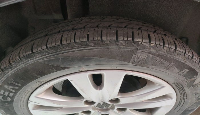 2017 Maruti Ertiga ZDI + SHVS, Diesel, Manual, 50,753 km, tyre