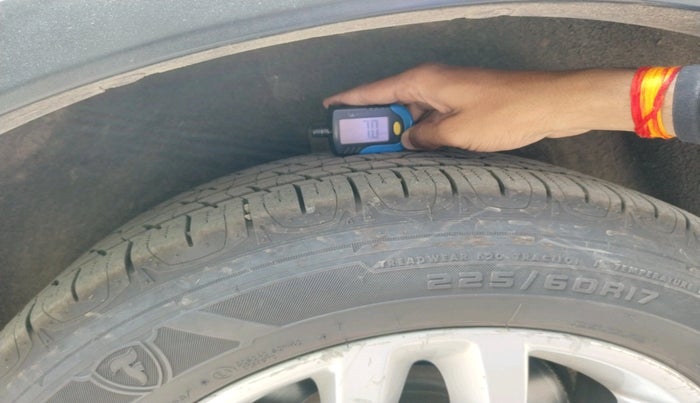 2013 BMW X3 XDRIVE 20D, Diesel, Automatic, 1,37,475 km, tyre