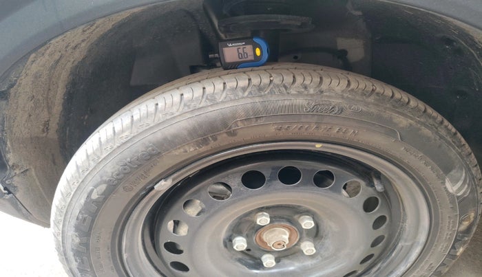 2025 Tata NEXON  Pure Plus 1.2 Petrol AMT, Petrol, Automatic, 5,820 km, tyre