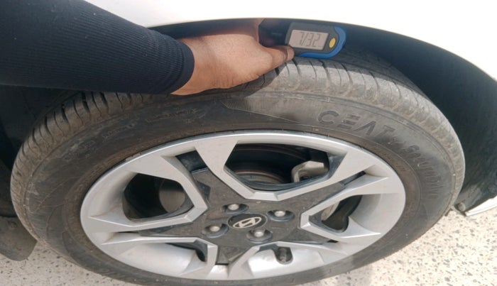 2024 Hyundai NEW I20 Sportz (O) 1.2 IVT, Petrol, Automatic, 7,013 km, tyre