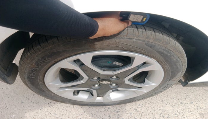 2024 Hyundai NEW I20 Sportz (O) 1.2 IVT, Petrol, Automatic, 7,013 km, tyre