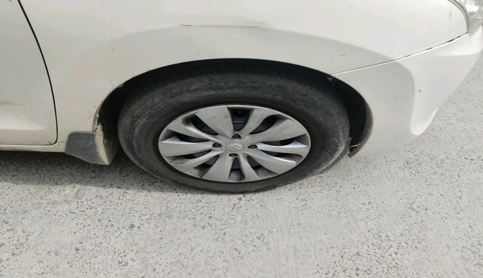 2016 Maruti Baleno DELTA DIESEL 1.3, Diesel, Manual, 2,05,176 km, tyre