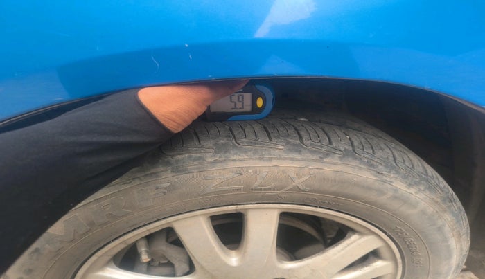 2012 Honda Brio V MT, Petrol, Manual, 88,039 km, tyre