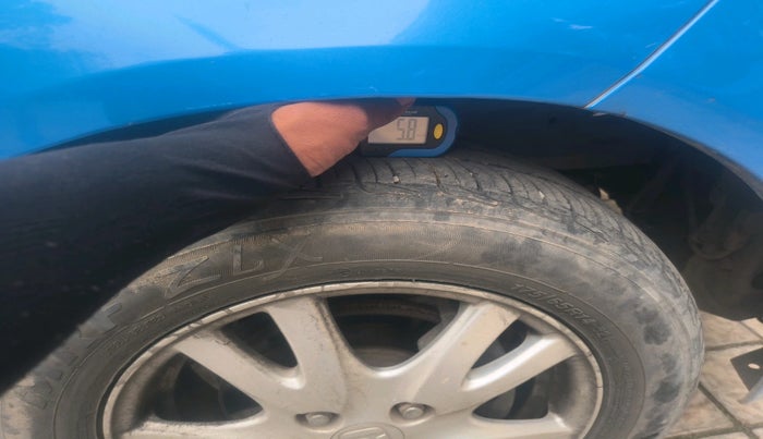 2012 Honda Brio V MT, Petrol, Manual, 88,039 km, tyre