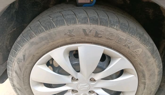 2016 Maruti Baleno DELTA PETROL 1.2, Petrol, Manual, 85,375 km, tyre