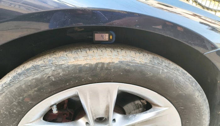 2013 BMW 3 Series 320d, Diesel, Automatic, 94,341 km, tyre