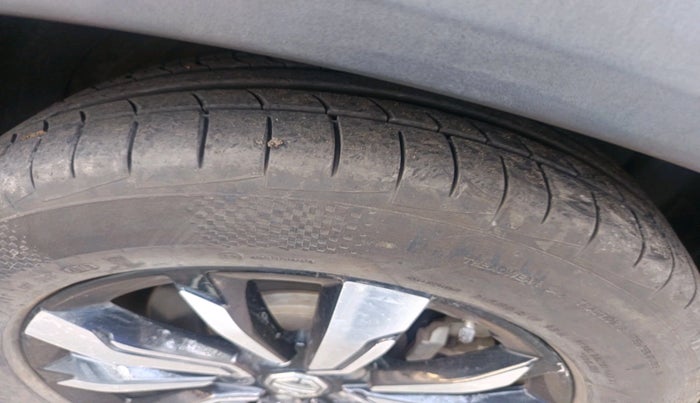 2020 MG HECTOR SHARP HYBRID 1.5 PETROL, Petrol, Manual, 41,477 km, tyre