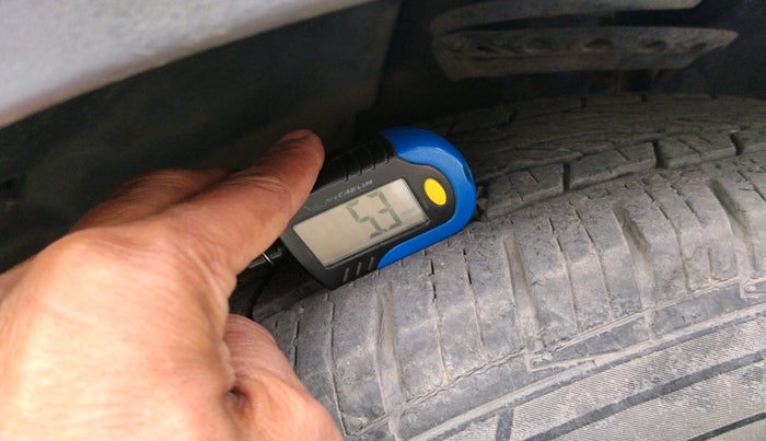 2019 Tata Harrier XT 2.0L KRYOTEC, Diesel, Manual, 96,844 km, tyre