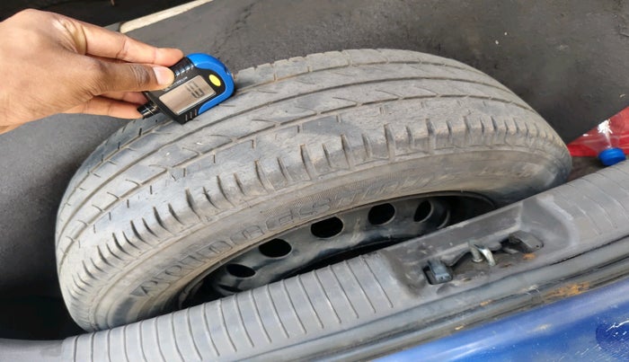 2011 Hyundai i20 MAGNA 1.2, CNG, Manual, 78,017 km, tyre