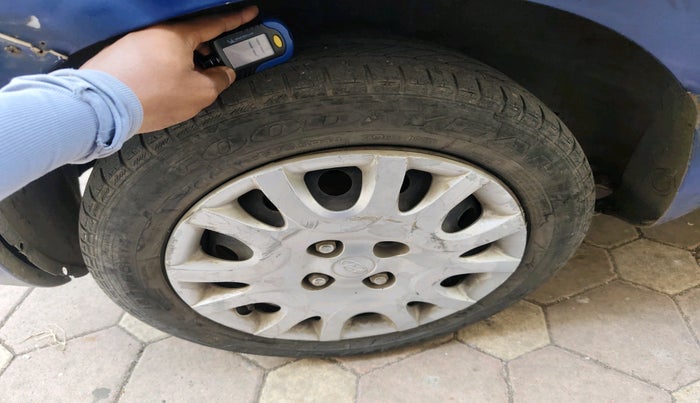 2011 Hyundai i20 MAGNA 1.2, CNG, Manual, 78,017 km, tyre