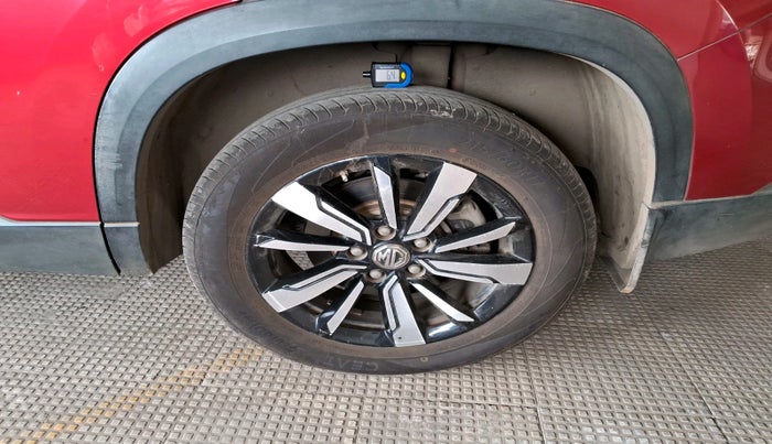 2020 MG HECTOR SHARP 1.5 DCT PETROL, Petrol, Automatic, 51,555 km, tyre