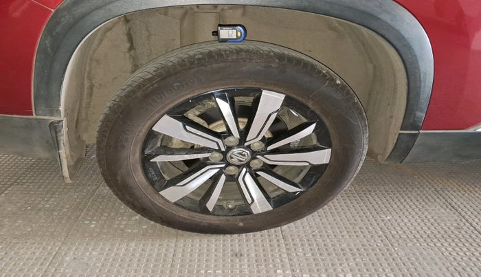 2020 MG HECTOR SHARP 1.5 DCT PETROL, Petrol, Automatic, 51,555 km, tyre