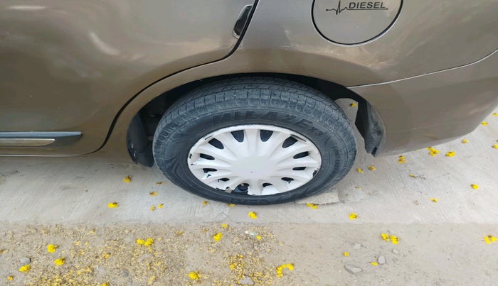 2018 Maruti Dzire VDI, Diesel, Manual, 87,229 km, tyre