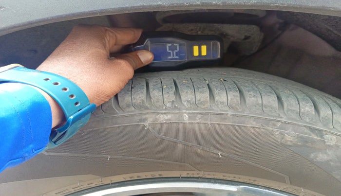 2020 Hyundai VENUE SX PLUS 1.0 TURBO DCT, Petrol, Automatic, 44,332 km, tyre