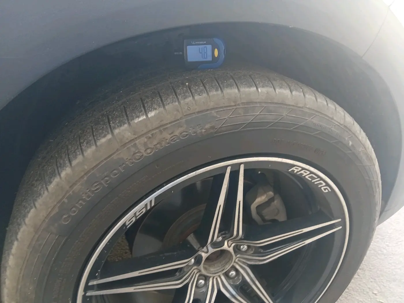 2017 Hyundai Tucson GLS 2WD AT DIESEL, Diesel, Automatic, 1,76,000 km, tyre