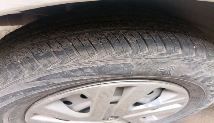 2022 Maruti New Wagon-R LXI CNG 1.0, CNG, Manual, 85,011 km, tyre