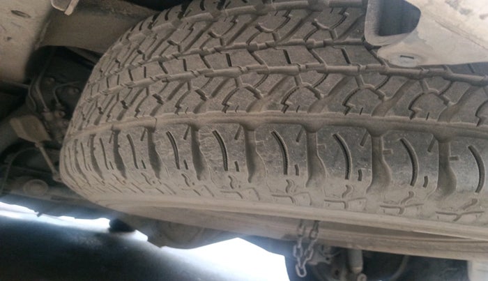 2016 Toyota Fortuner 3.0 4X2 MT, Diesel, Manual, 2,04,605 km, tyre