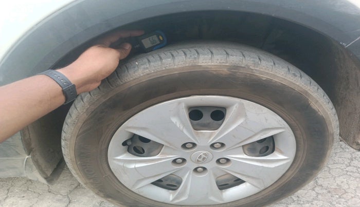 2018 Hyundai Creta E PLUS 1.4 DIESEL, Diesel, Manual, 1,63,875 km, tyre