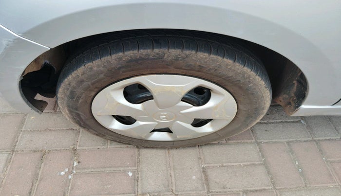 2017 Tata Tiago XZ PETROL, Petrol, Manual, 72,715 km, tyre