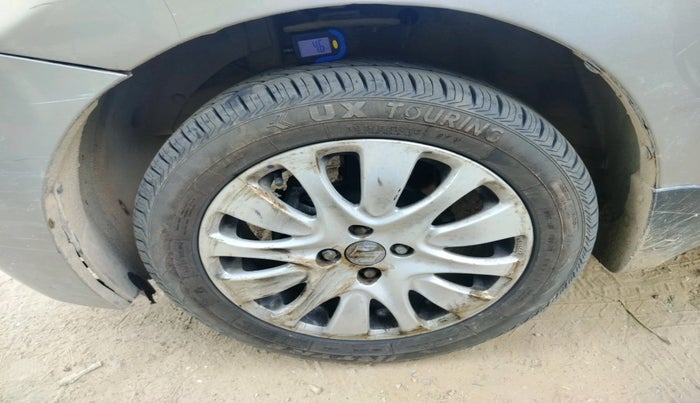 2017 Maruti Baleno ZETA PETROL 1.2, Petrol, Manual, 1,18,871 km, tyre