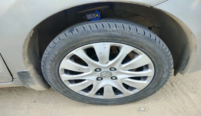 2017 Maruti Baleno ZETA PETROL 1.2, Petrol, Manual, 1,18,871 km, tyre