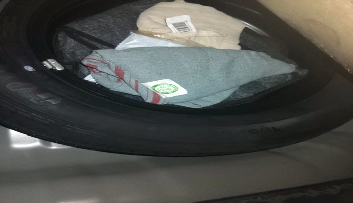 2023 KIA SONET HTK PLUS 1.0 IMT, Petrol, Manual, 37,774 km, tyre