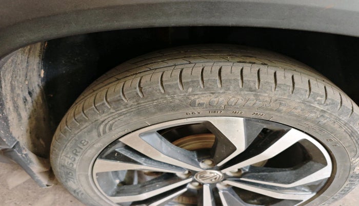 2023 MG HECTOR SHARP PRO 2.0 TURBO DIESEL, Diesel, Manual, 59,464 km, tyre