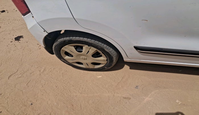 2017 Maruti Wagon R 1.0 VXI, CNG, Manual, 1,07,727 km, tyre