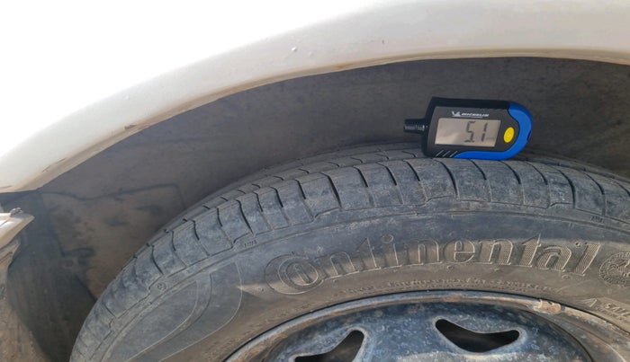 2004 Maruti Esteem LXI, Petrol, Manual, 36,701 km, tyre