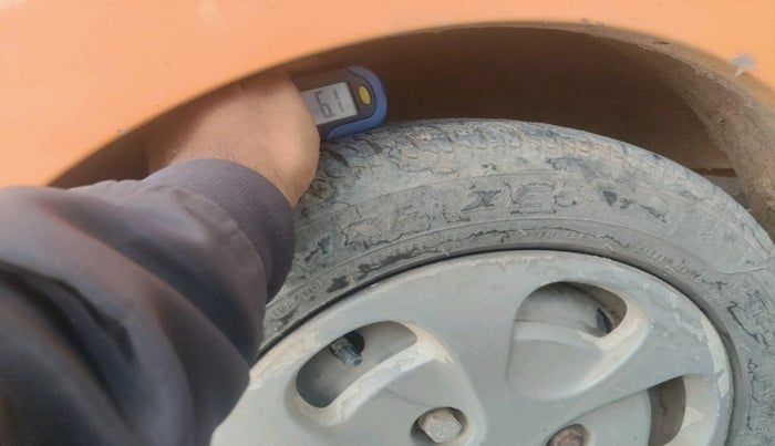 2012 Tata Nano LX, Petrol, Manual, 1,00,323 km, tyre