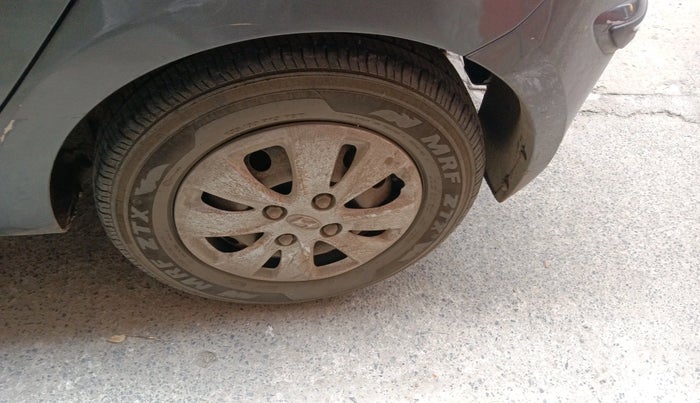 2012 Hyundai i10 SPORTZ 1.2, Petrol, Manual, 80,184 km, tyre