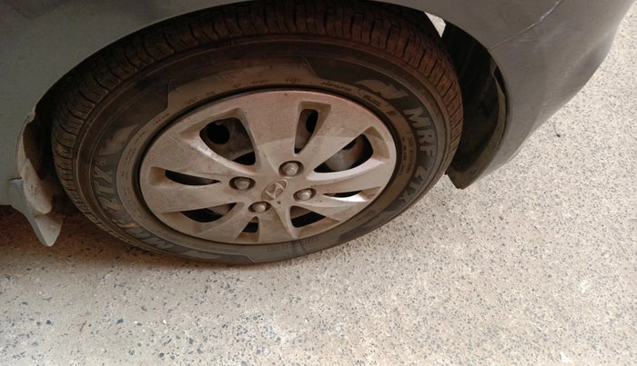 2012 Hyundai i10 SPORTZ 1.2, Petrol, Manual, 80,184 km, tyre