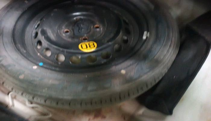 2015 Maruti Baleno ALPHA PETROL 1.2, Petrol, Manual, 69,024 km, tyre