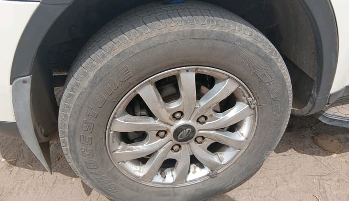 2018 Mahindra XUV500 W10, Diesel, Manual, 66,645 km, tyre