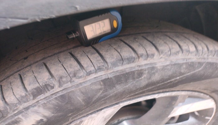 2019 Hyundai VENUE SX 1.0 TURBO, Petrol, Manual, 53,658 km, tyre