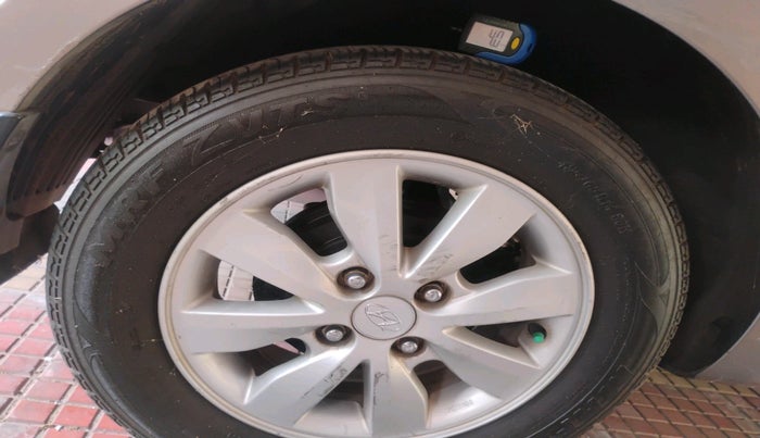 2012 Hyundai i20 ASTA 1.2, Petrol, Manual, 72,960 km, tyre