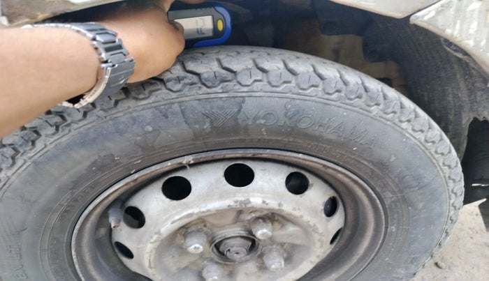 2012 Hyundai Eon D-LITE + LPG, Petrol, Manual, 1,19,000 km, tyre