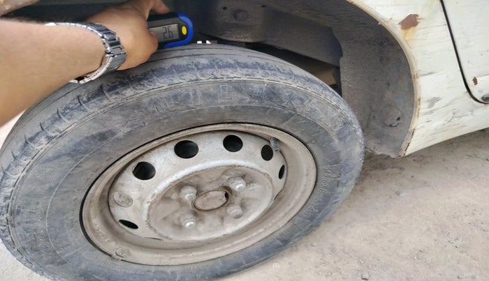 2012 Hyundai Eon D-LITE + LPG, Petrol, Manual, 1,19,000 km, tyre