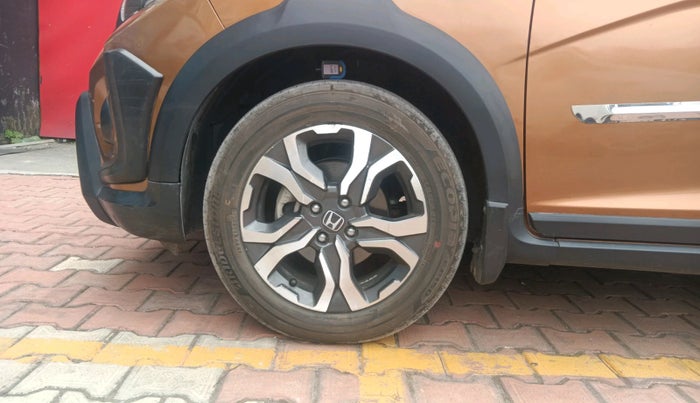 2017 Honda WR-V 1.2L I-VTEC VX MT, Petrol, Manual, 8,467 km, tyre