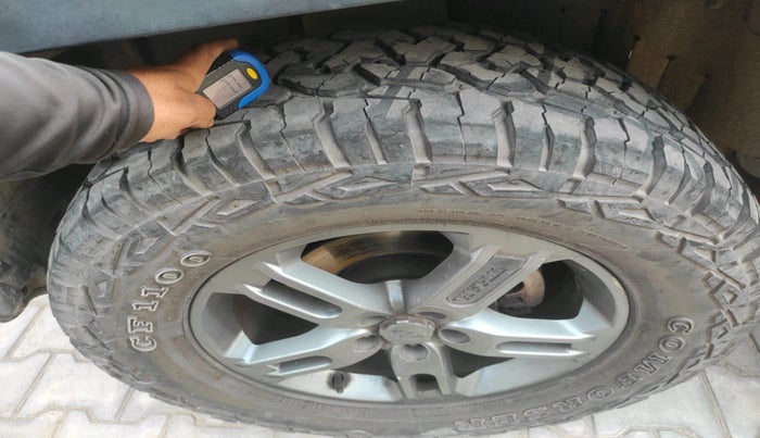 2022 Mahindra Thar LX D AT 4WD HT, Diesel, Automatic, 42,198 km, tyre