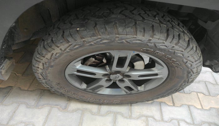 2022 Mahindra Thar LX D AT 4WD HT, Diesel, Automatic, 42,198 km, tyre