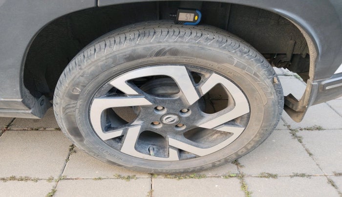 2022 Nissan MAGNITE XV EXECUTIVE TURBO CVT, Petrol, Automatic, 20,976 km, tyre