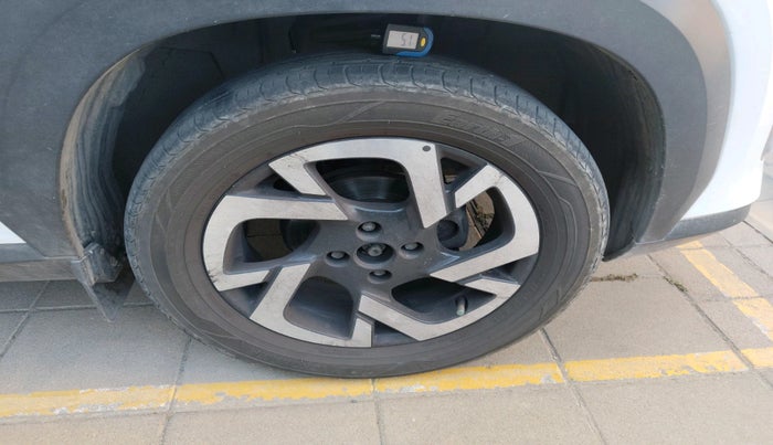 2022 Nissan MAGNITE XV EXECUTIVE TURBO CVT, Petrol, Automatic, 20,976 km, tyre