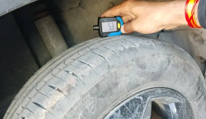 2022 Tata PUNCH ACCOMPLISHED MT, Petrol, Manual, 93,314 km, tyre