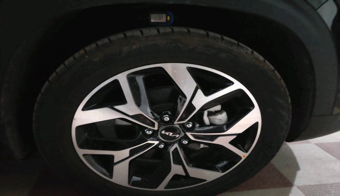 2025 KIA SELTOS  GTX PLUS 1.5 DIESEL AT, Diesel, Automatic, 3,593 km, tyre