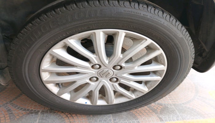 2019 Maruti Dzire ZXI, Petrol, Manual, 50,789 km, tyre