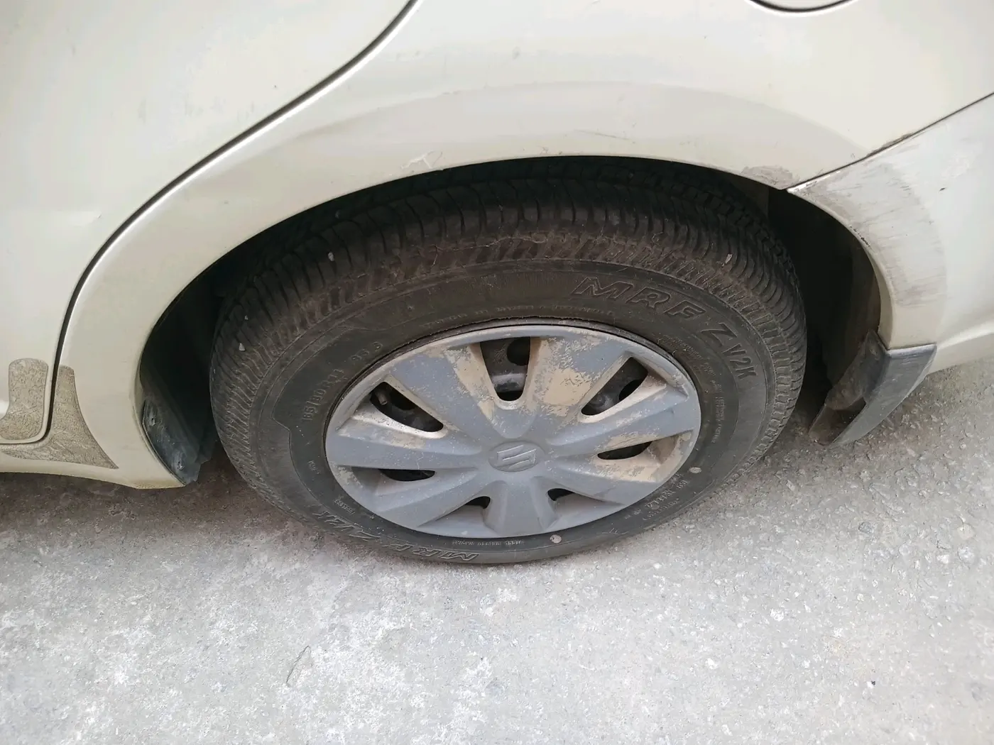 2010 Maruti Swift Dzire VXI, Petrol, Manual, 30,225 km, tyre